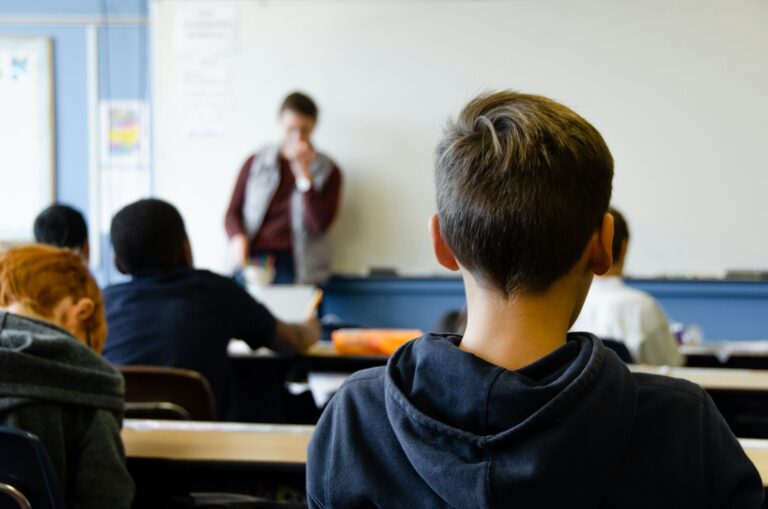 Educational Programs for Union Members: A Comparative Analysis of Training Resources